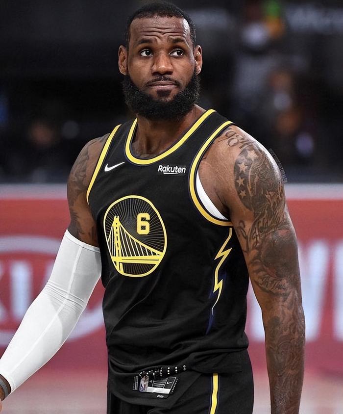 爱游戏体育-勇士引发争议！，大坂直美官方宣布险胜新规引发球迷热议(大坂直美联名blazer)