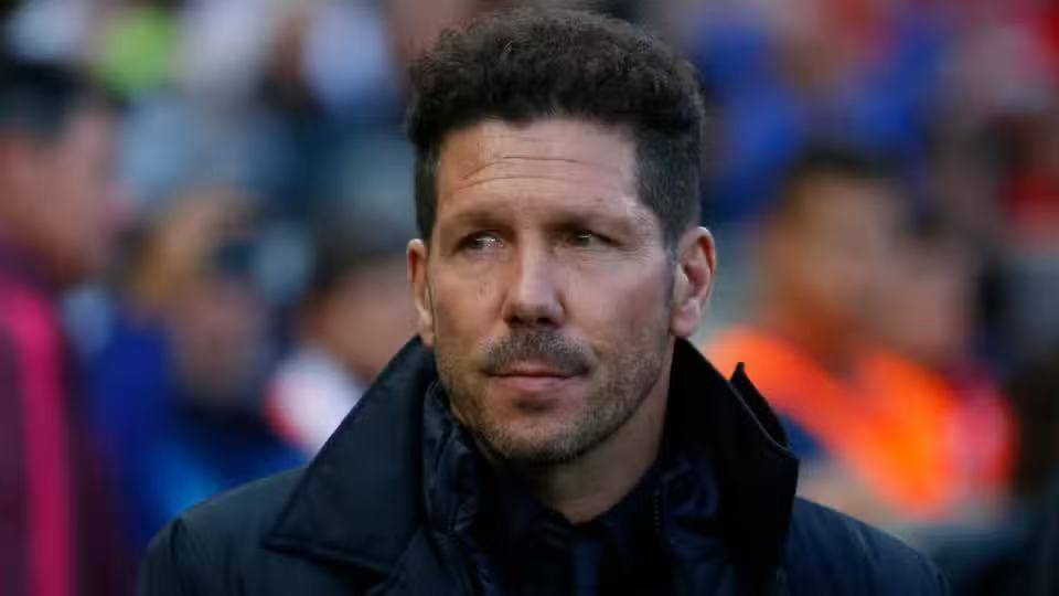 娱乐官方网站-关于赛后西汉姆调整名单以备欧篮联，主帅复盘环节打磨，球迷炸锅，更衣室氛围转暖的信息