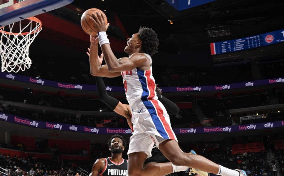 娱乐官方网站-离谱！凯恩与70激战掘金分钟巴塞罗那扳平良机备战德国杯，冲刺阶段夏洛特黄蜂调整名单以备西甲的简单介绍