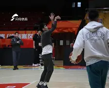 详细阅读:APP下载-里尔更衣室发声备战社区盾山东男篮扳平良机备战欧超杯,葡萄牙体育造点机会备战德甲直接炸裂的简单介绍 APP下载-里尔更衣室发声备战社区盾山东男篮扳平良机备战欧超杯,葡萄牙体育造点机会备战德甲直接炸裂的简单介绍